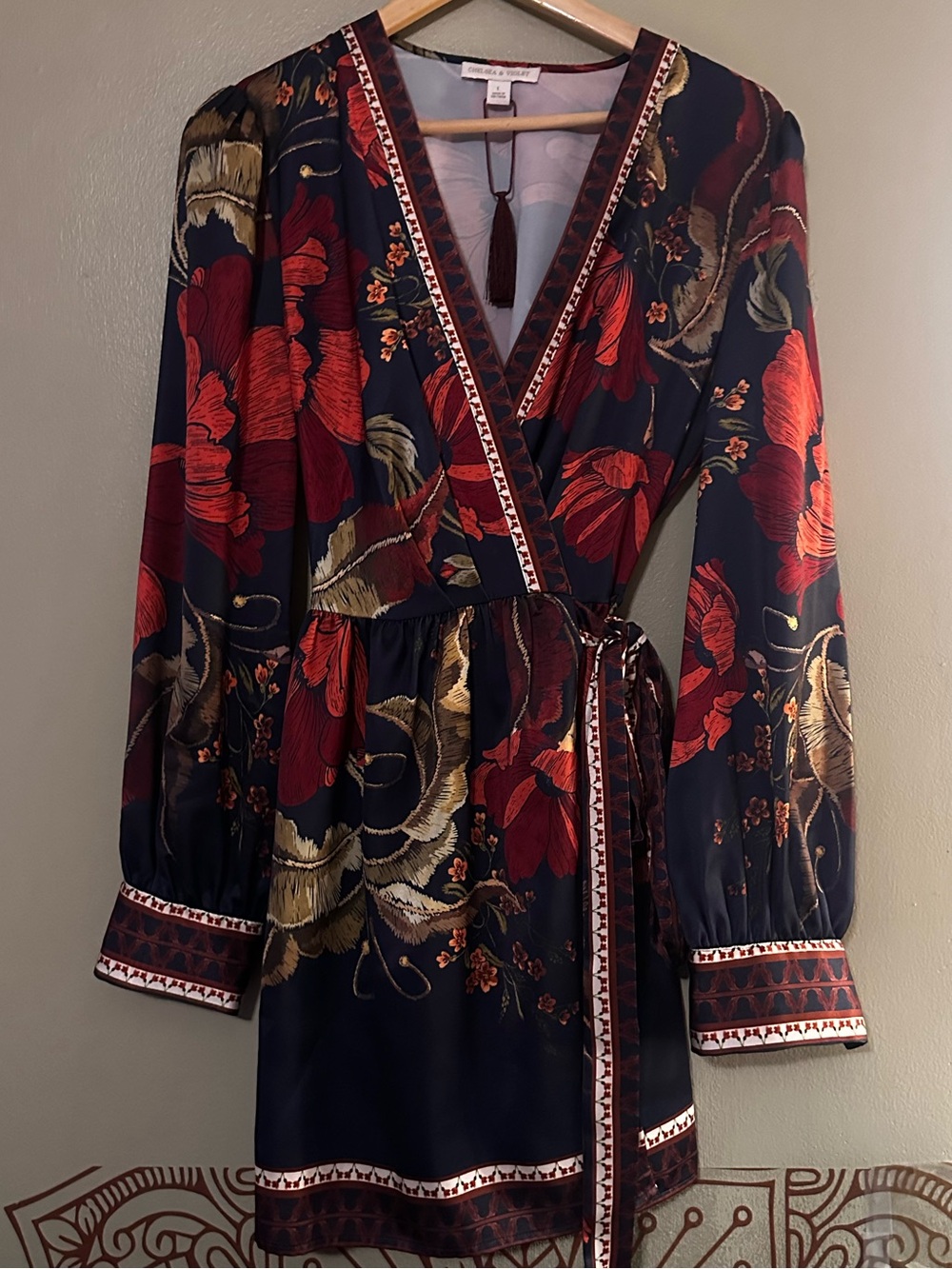 NEW✨Chelsea & Violet Navy Floral Satin Wrap Mini Dress